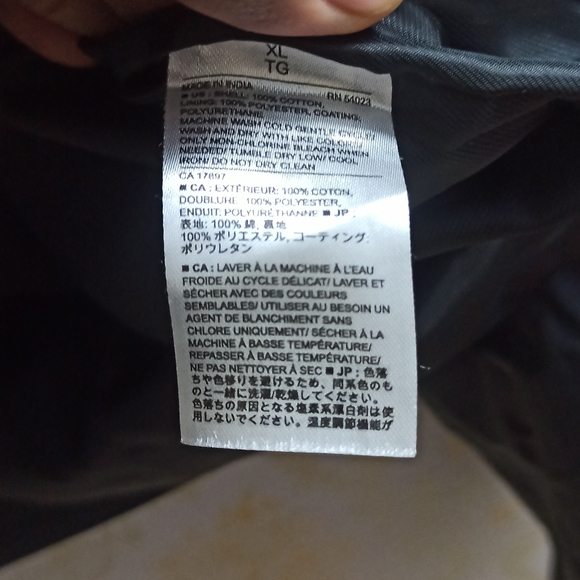 Banana Republic - Picture 5 of 7